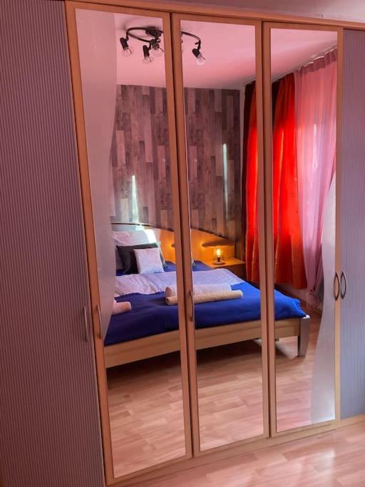 Toll Apartment Am Rhein Netflix Internet 1000 Mbits, Free Parking Duisburg Exterior foto